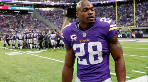 Adrian Peterson arrestado por conducir bajo efectos del alcohol