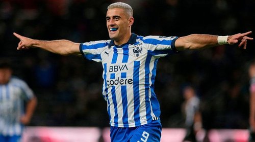 Germán Berterame levanta la mano rumbo al Mundial 2026
