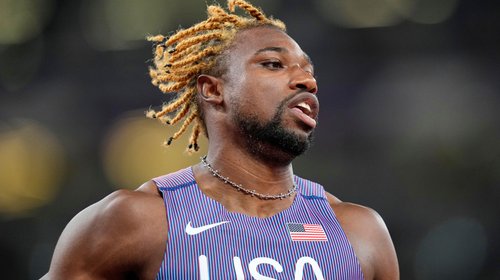 Abandona Noah Lyles los 200 metros tras sufrir una molestia
