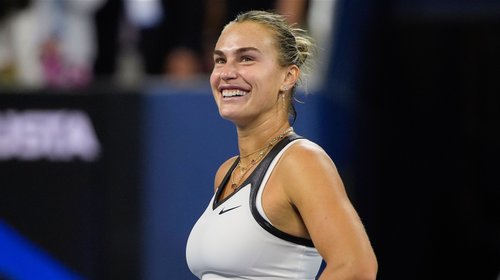 Sabalenka avanza a semis del US Open tras lesión de Vondrousova