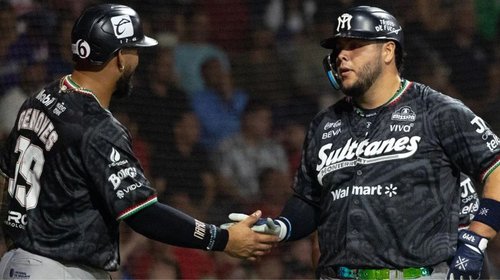 Caliente apalea 17-5 a Sultanes en segundo juego de la serie