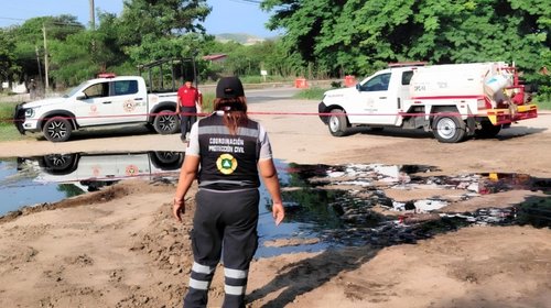 Detectan derrame de combustóleo en Salinas Cruz, Oaxaca