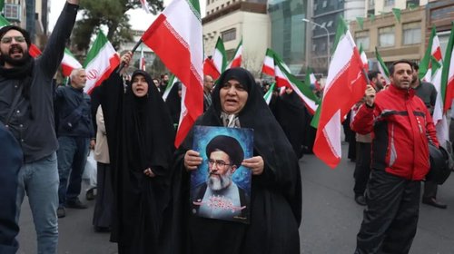 Elige Asamblea de Expertos a nuevo líder supremo de Irán