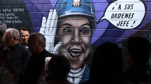 Develan mural de 'Cantinflas' y anuncian que tendrá museo