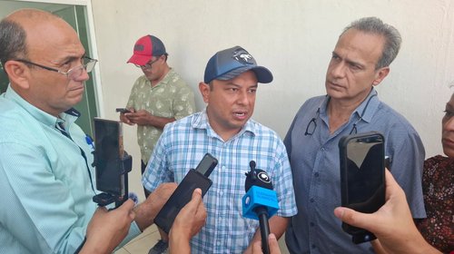 Israel Vallarta se suma a la causa de Dana y exige justicia