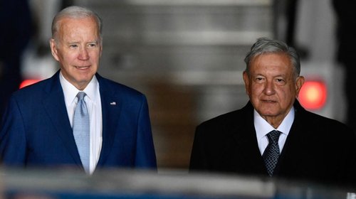 Dialogan AMLO y Biden sobre temas migratorios