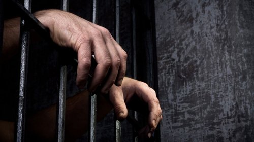 Disminuyen homicidios y aumenta extorsión en México