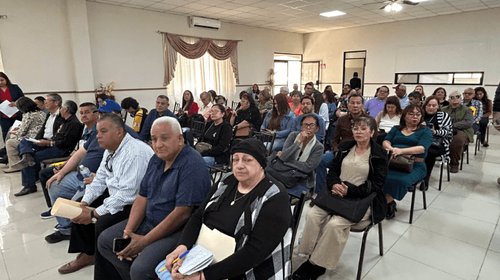 Fortalecen beneficios de retiro para maestros en Coahuila