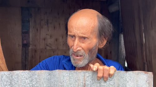 Adulto mayor de 85 años pide ayuda por situación de abandono