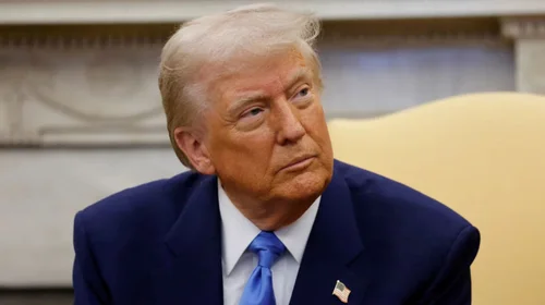 Trump anuncia el fin de los bombardeos a los hutíes