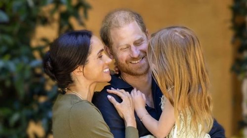 Carlos III se reúne con Enrique, Meghan y sus hijos en Highgrove