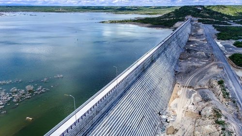 Samuel García recorre las presas de Nuevo León