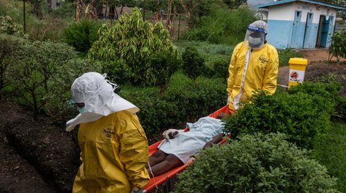 Suspenden velorios en el Congo por brote de ébola