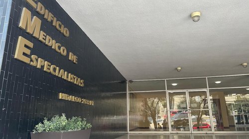 Amparo impide detener a médico por muerte en cirugía: Fiscalía