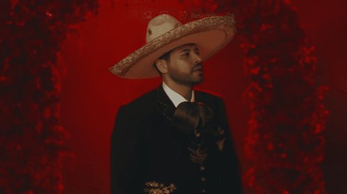 Grupo Firme sorprende con su primer tema de mariachi
