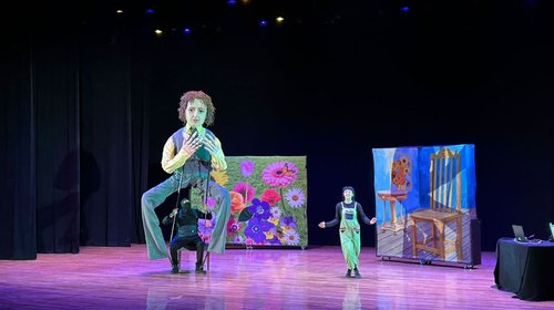 Chile presenta 'El gigante egoísta' con enormes marionetas