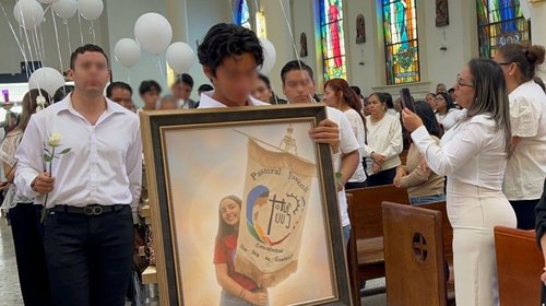 Despiden a Camila entre fe, dolor y un clamor de justicia