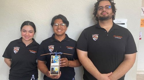Universitarios destacan internacionalmente con microsatélite