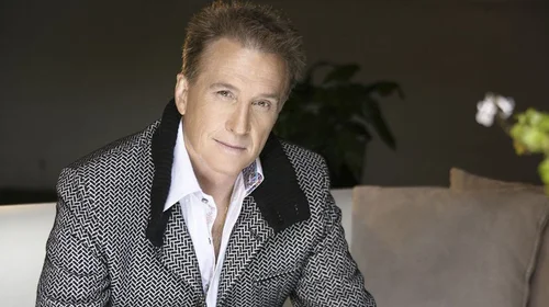 Emmanuel cancela concierto en Monterrey por motivos de salud