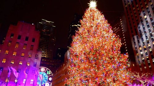 Brillan Marc Anthony y Michael Bublé en árbol navideño en NY