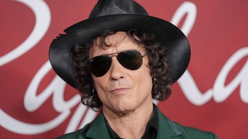 Enrique Bunbury honra folklore latinoamericano con nuevo álbum