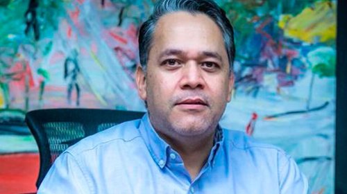 Se entrega exsecretario de Finanzas de Rocha Moya a EUA