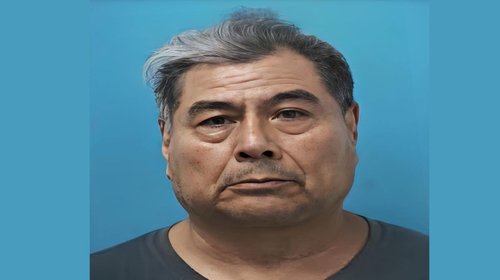 Escándalo en EUA: Entrenador de futbol es arrestado por pedófilo