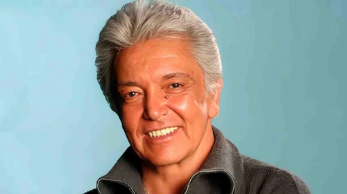 Alberto Vázquez reaparece; afirma estar bien de salud