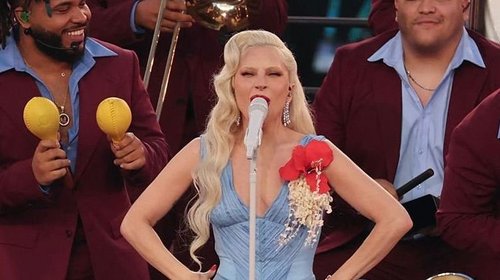Lady Gaga luce diseño latino en el medio tiempo del Super Bowl