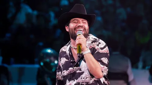 Luis R Conriquez agradece a Saltillo por su apoyo en concierto