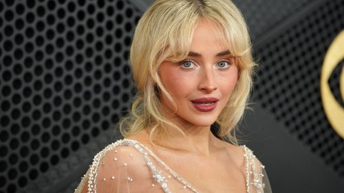 Obtiene Sabrina Carpenter orden de alejamiento contra acosador