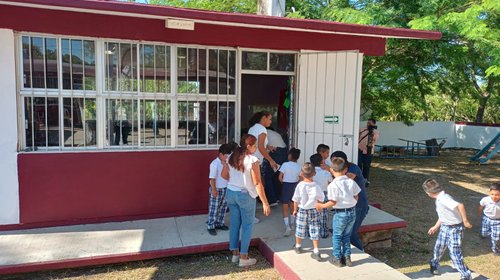 Escuelas de Altamira refuerzan medidas contra el calor