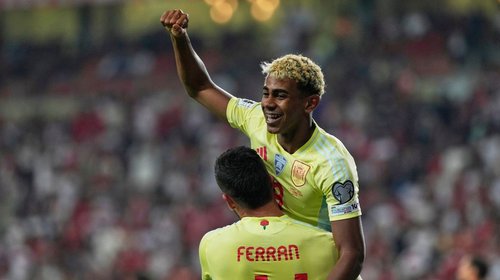 España lidera el ranking FIFA por primera vez desde 2014