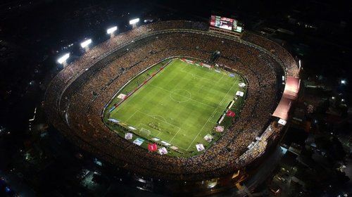Rayados se 'asusta' en el Estadio Universitario