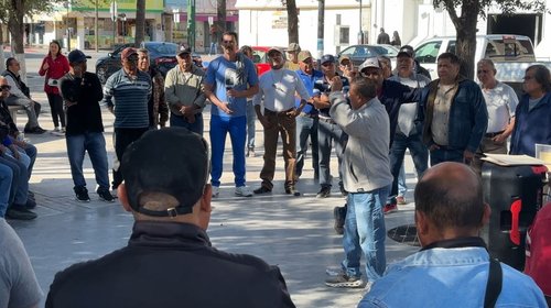 Trabajadores de AHMSA amenazan con desobediencia civil