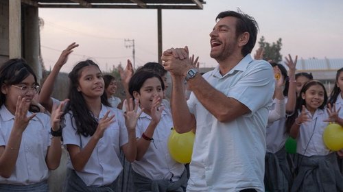 Estrena Eugenio Derbez rol estelar en su nueva película 'Radical'