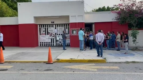 Maestros de Secundaria Técnica 54 prohíben acceso a subdirector