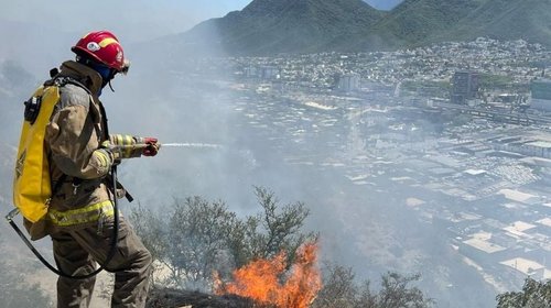 Activa Monterrey 'Bandera Roja' por alto riesgo de incendios