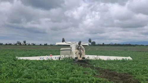 Desplome de avioneta en Puebla deja dos lesionados