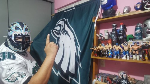 Fans mexicanos quieren ponerle máscaras a jugadores de Filadelfia