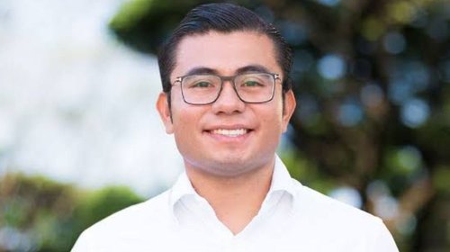 Llega a Congreso solicitud de licencia de Félix Arratia