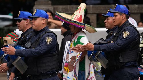 Festejos por triunfo de México dejan 22 detenidos en CDMX