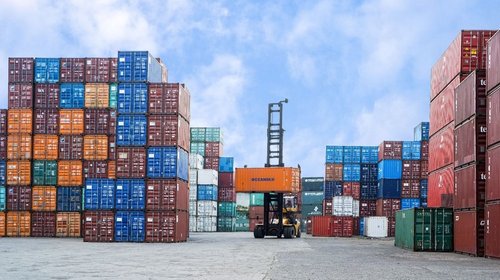 Ecuador impone arancel del 30% a productos de Colombia