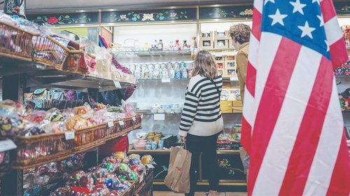 Aranceles de Trump ‘pegan’ más a empresas y consumidores de EUA