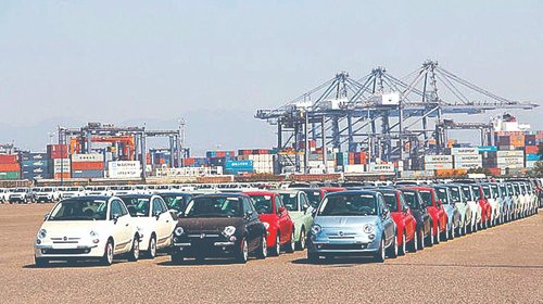 Exportaciones de autos 'pisan acelerador' y crecen 4%