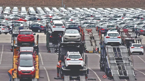 'Tumbarían' aranceles el 40% de la exportación de autos a EUA