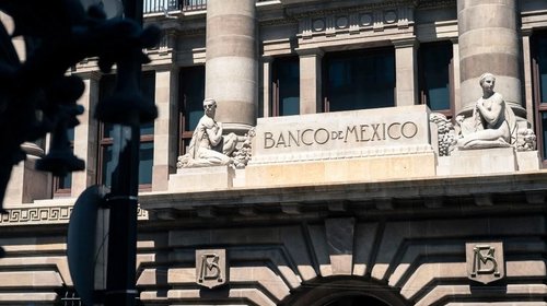 Así afecta la tasa de interés de Banxico a tus inversiones