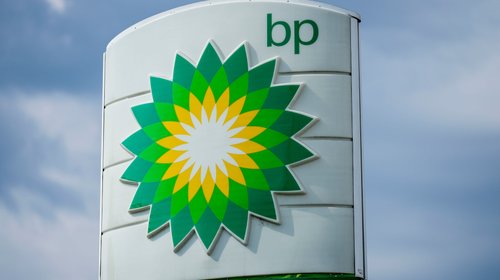 Destituye BP a su presidente por 'problemas de conducta'