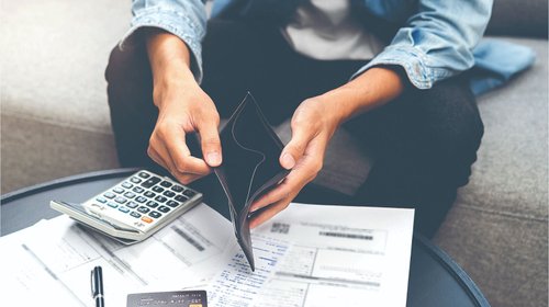 ¿Cuesta de enero? Un 50% se endeuda para solventar gastos