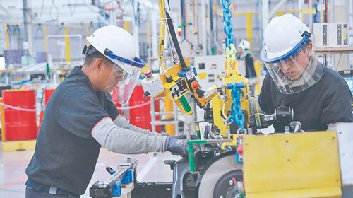 Menor demanda del exterior ‘pega’ a 40% de la industria de NL